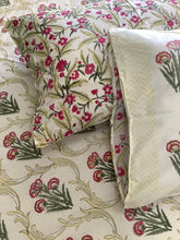 Load image into Gallery viewer, HUMURA Bed Cover Set