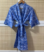 Load image into Gallery viewer, ARACELI Short Kimono
