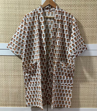 Load image into Gallery viewer, RASHMI Short Kimono