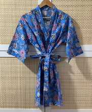 Load image into Gallery viewer, PRACHI Short Kimono