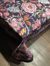 Load image into Gallery viewer, TALI Table cover and Napkin Set