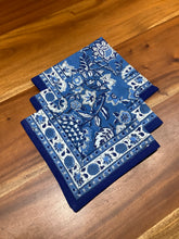 Load image into Gallery viewer, TAHIRA Table cover and Napkin Set