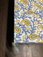 Load image into Gallery viewer, BUTA Table Cover and Napkin Set (Cotton)