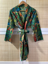 Load image into Gallery viewer, LETICIA Short Kimono