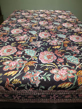 Load image into Gallery viewer, TALI Table cover and Napkin Set