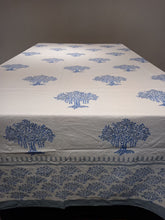 Load image into Gallery viewer, RUDRA Table Cover and Napkin Set