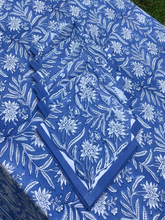 Load image into Gallery viewer, SATI Table Cover and Napkin set