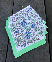Load image into Gallery viewer, ARUSHI Table Cover and Napkin Set