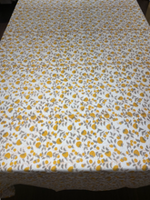 Load image into Gallery viewer, GOLDA Table Cover