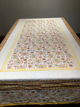 Load image into Gallery viewer, HEMA Table Cover and Napkins Set