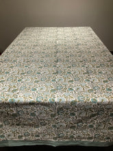 Load image into Gallery viewer, YASHAL Table Cover and Napkin Set