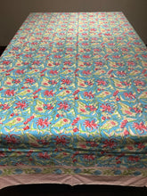 Load image into Gallery viewer, JUJUBE Table Cover and Napkin Set