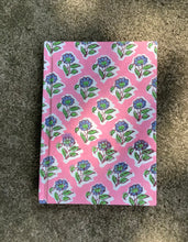 Load image into Gallery viewer, GRATITUDE Journal