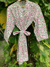 Load image into Gallery viewer, MALIKA Short Kimono