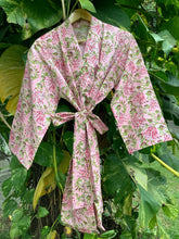 Load image into Gallery viewer, LILY Short Kimono