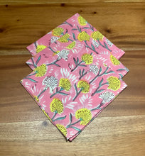 Load image into Gallery viewer, YANDURA BLUSH Table Cover and Napkin Set