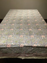 Load image into Gallery viewer, BINITA GRAY Table Cover and Napkin Set