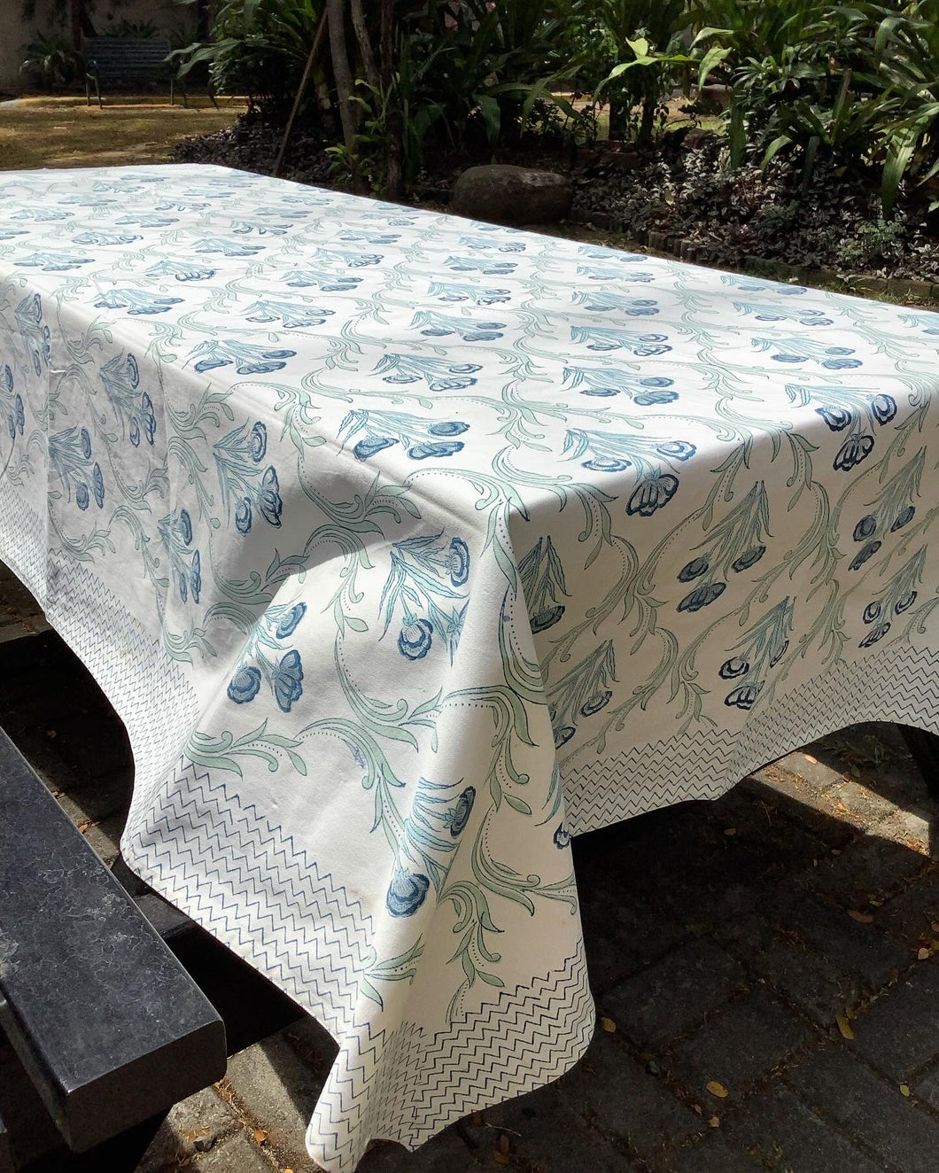 PAVANA Table Cover