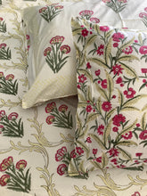 Load image into Gallery viewer, HUMURA Bed Cover Set
