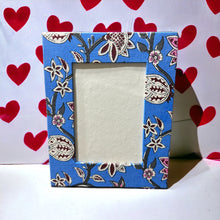 Load image into Gallery viewer, WILLOW Photo Frame
