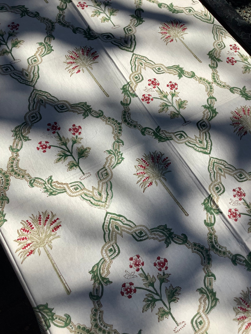 HOLI Table Cover