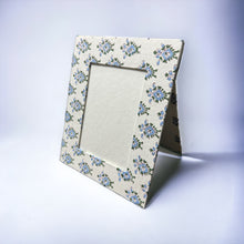 Load image into Gallery viewer, BREEZE Photo Frame

