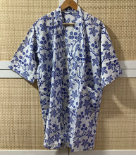 Load image into Gallery viewer, AADARSHA Short Kimono
