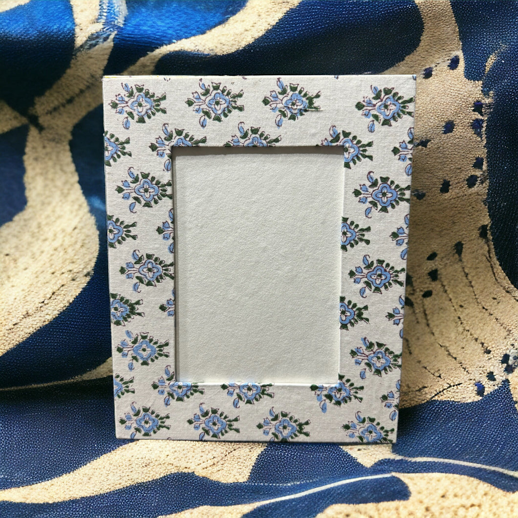 BREEZE Photo Frame