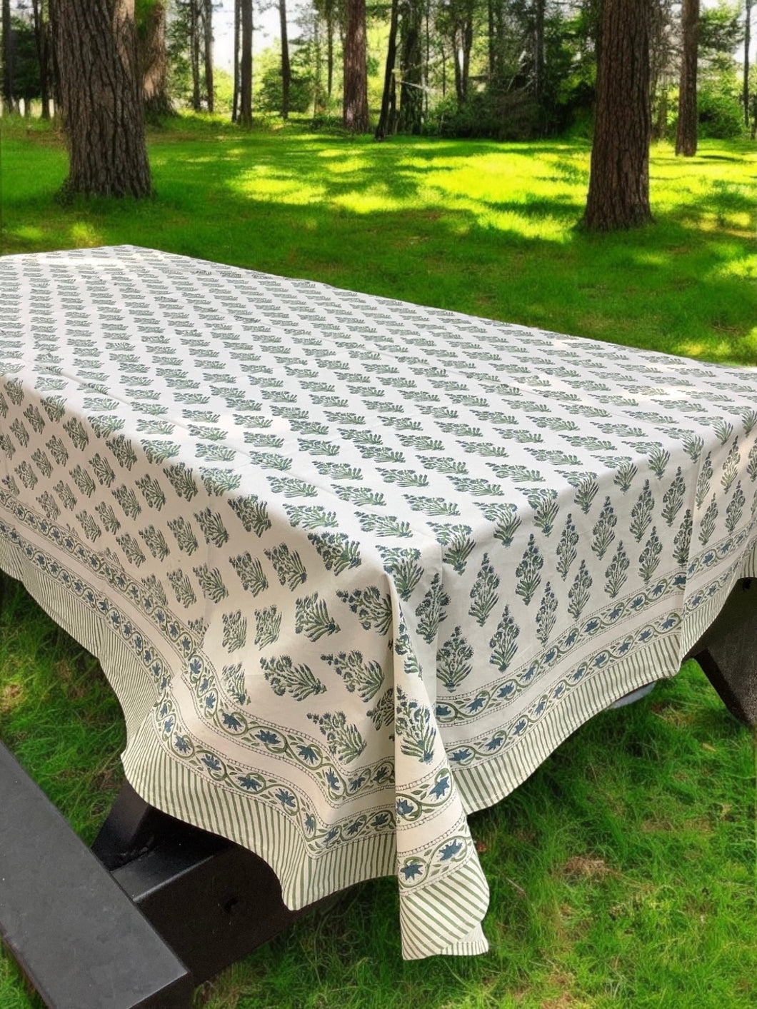 MATAHUM GREEN Table Cover