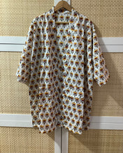 Load image into Gallery viewer, MOHINA Short Kimono
