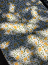 Load image into Gallery viewer, AASHANTI Table Cover
