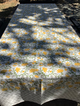 Load image into Gallery viewer, AASHANTI Table Cover
