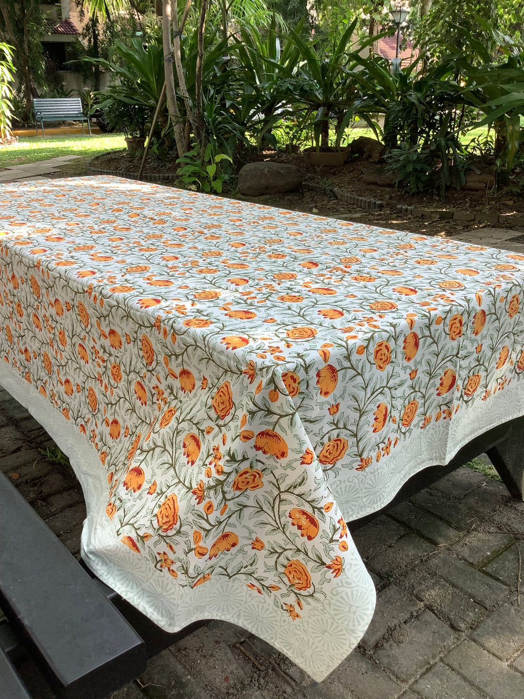 CHANTIK Table Cover