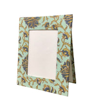Load image into Gallery viewer, EMBER Photo Frame
