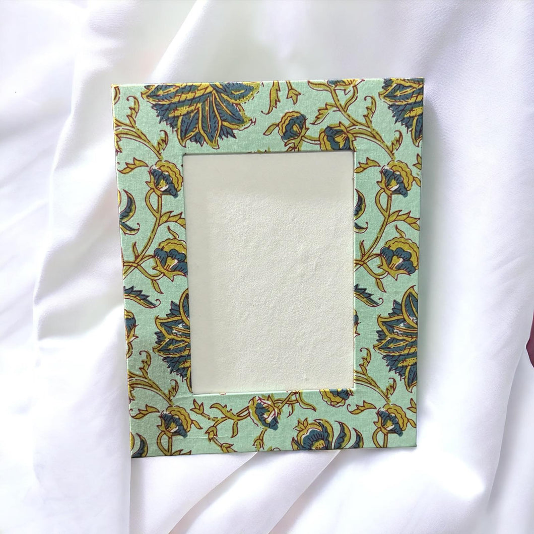 EMBER Photo Frame