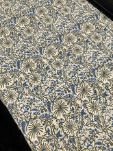 Load image into Gallery viewer, METHA Table Cover

