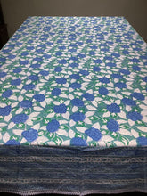 Load image into Gallery viewer, JINAN Table Cover and Napkin Set
