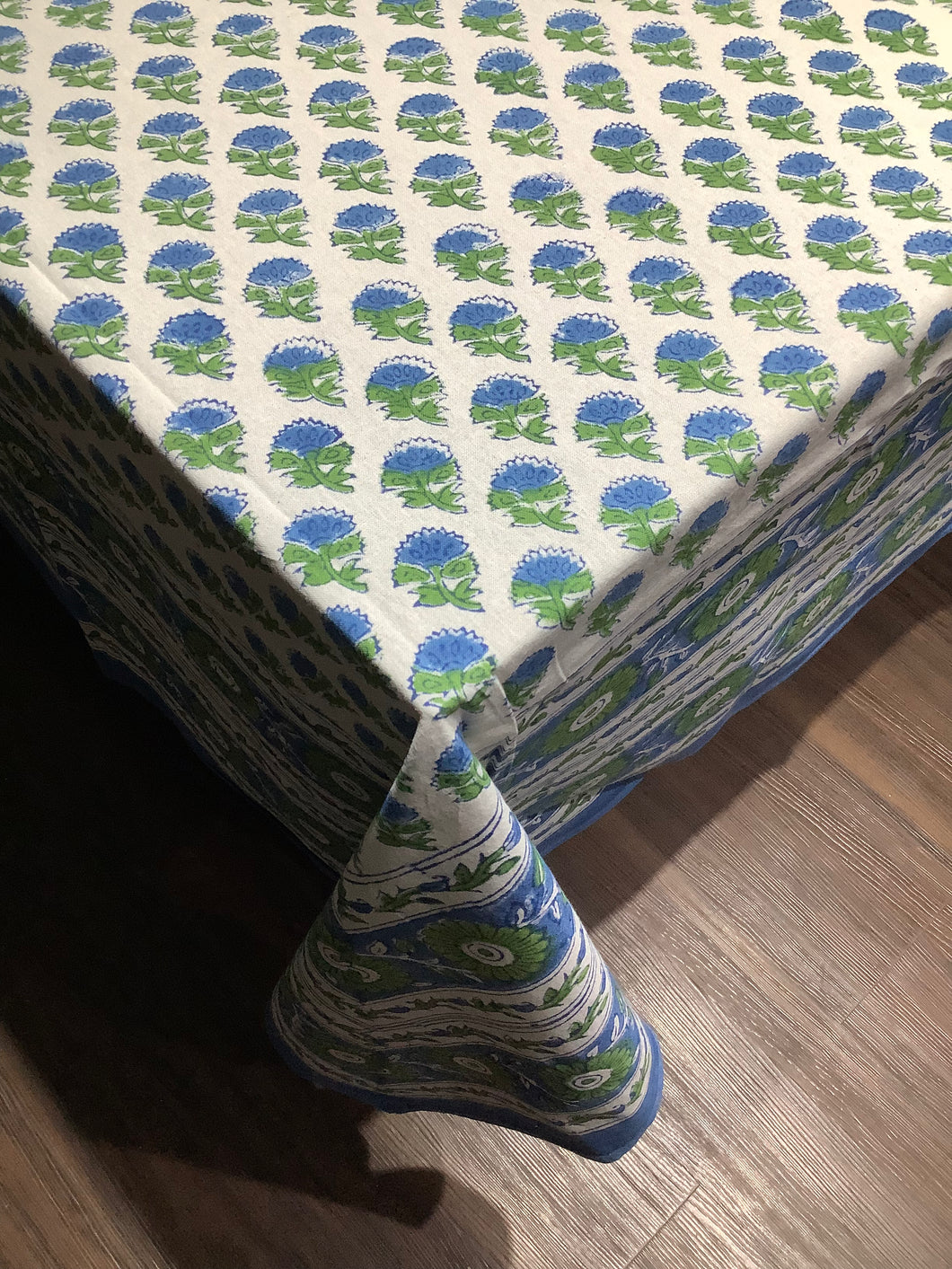 MARWA Table Cover and Napkin Set