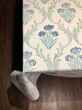 Load image into Gallery viewer, PAVANA Table Cover
