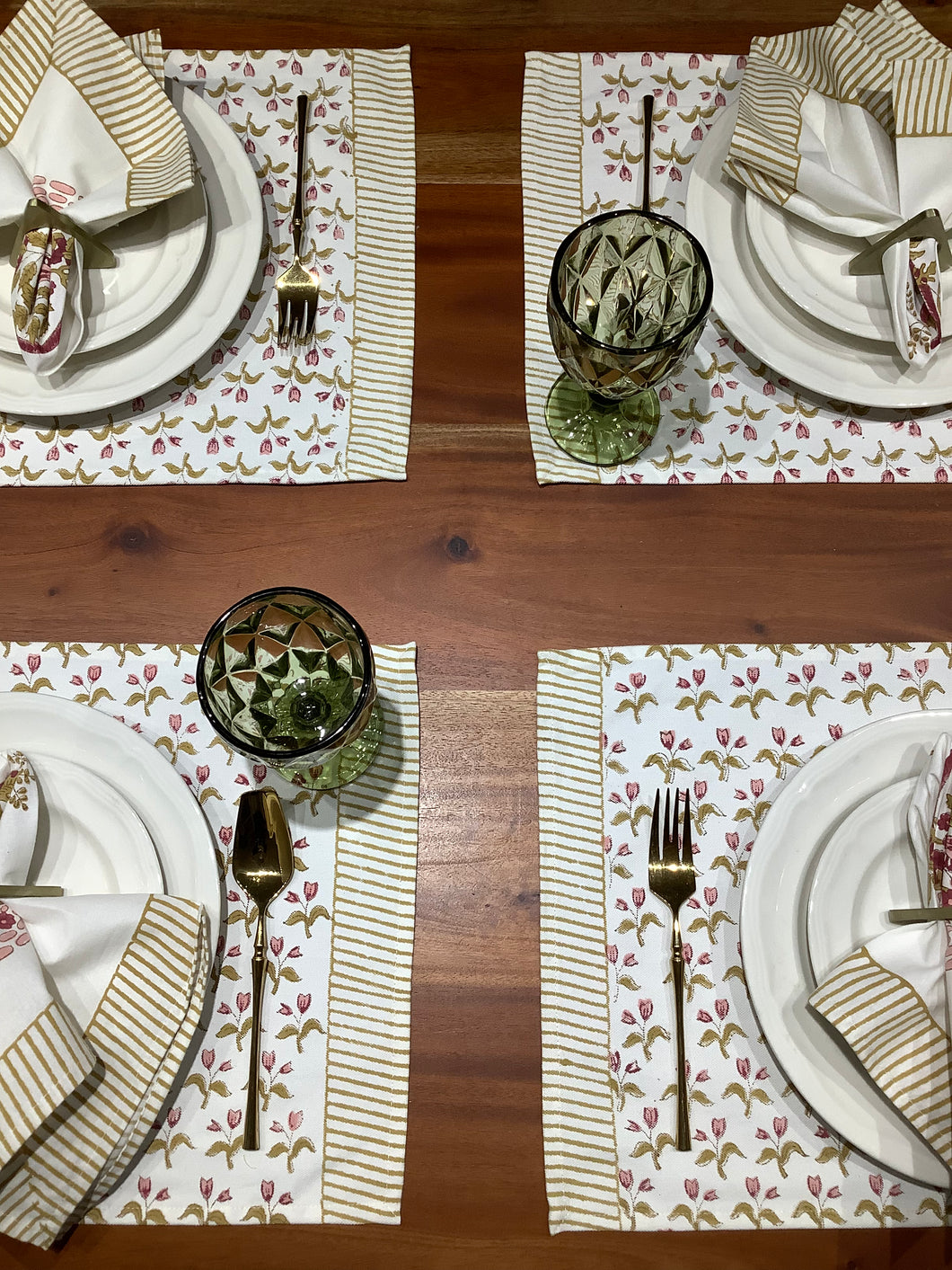GWYLAN Placemat and Napkin Set