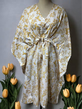 Load image into Gallery viewer, FINCH Short Kaftan
