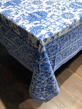 Load image into Gallery viewer, AKILA Table Cover and Napkin Set
