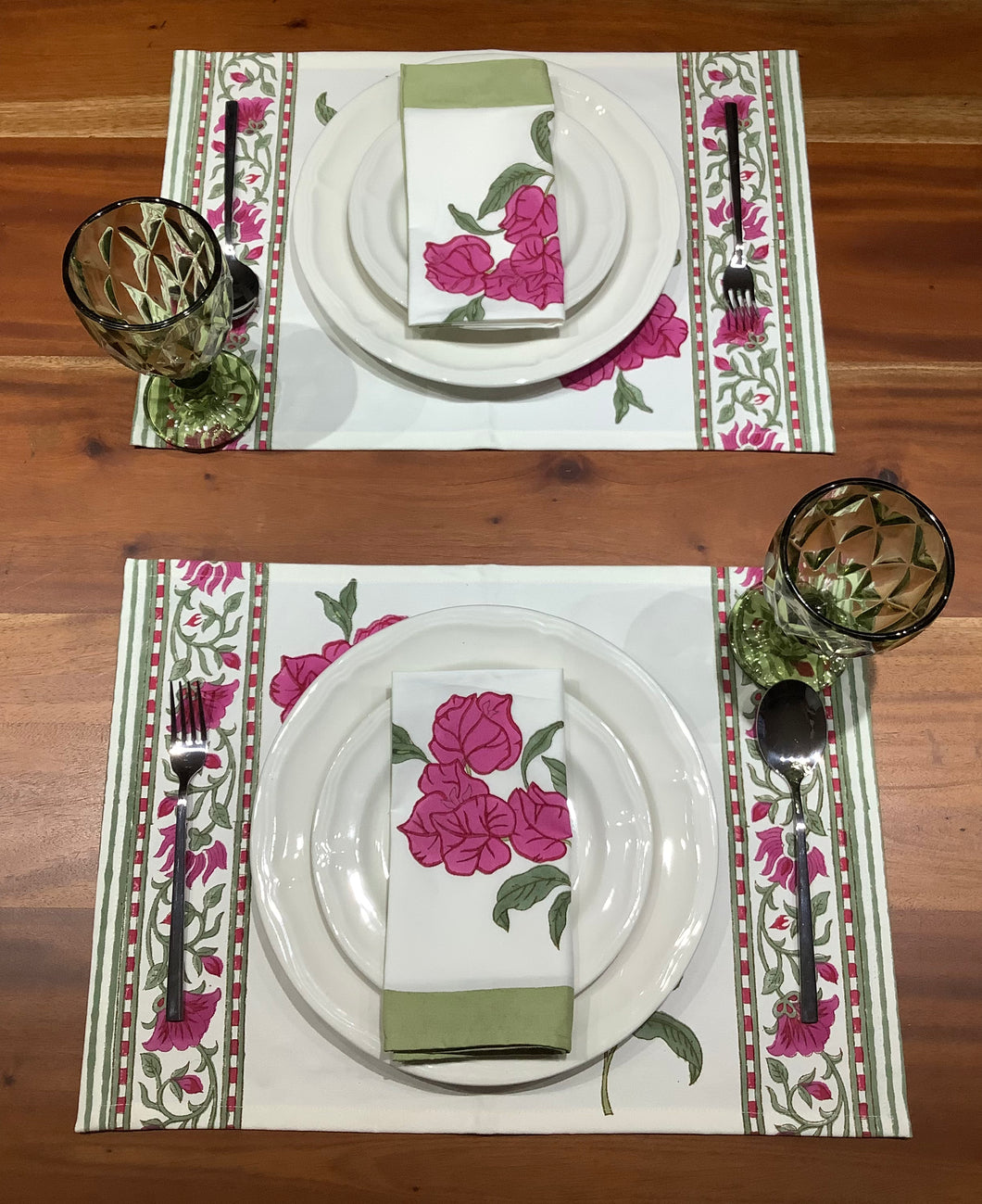 BOUGAINVILLEA Placemat and Napkin Set
