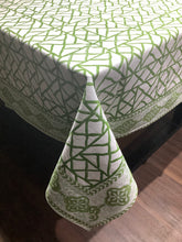 Load image into Gallery viewer, BAMBUSA GREEN Table Cover
