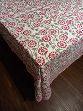 Load image into Gallery viewer, DAMPY Table Cover and Napkin Set
