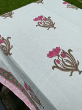 Load image into Gallery viewer, SANIA Table Cover
