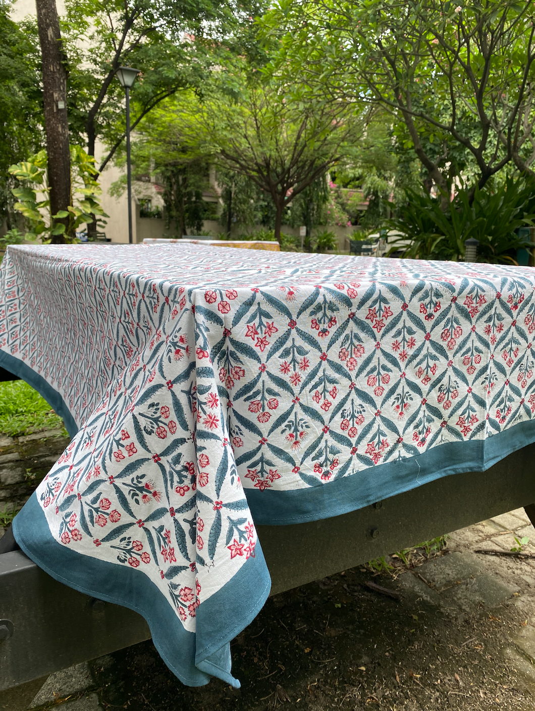 SUJATA 6 seater Table Cover