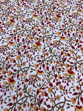 Load image into Gallery viewer, RICHA Table Cover
