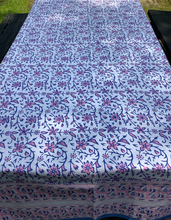 Load image into Gallery viewer, MANORAMA Table Cover and Napkin set
