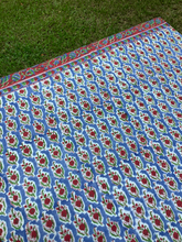 Load image into Gallery viewer, NEELAM Table Cover
